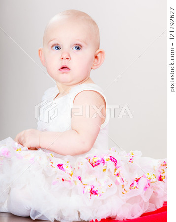 Little girl child portrait Little girl child portrait 121292627