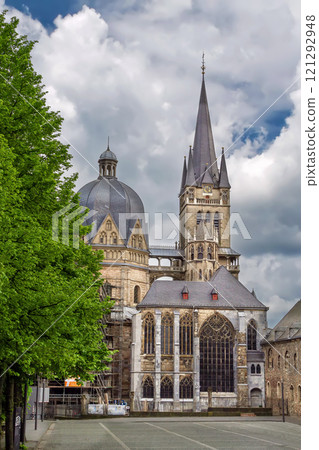 Aachen Cathedral, Germany 121292948