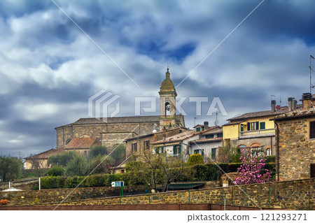 View of Montalcino, Italy View of Montalcino, Italy 121293271