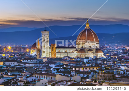 View of Florence Cathedral, Italy 121293340