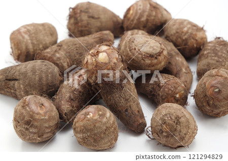 Delicious taro 121294829