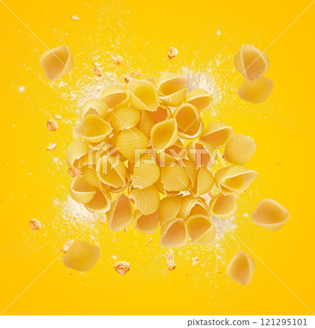 Conchiglie pasta shells 121295101