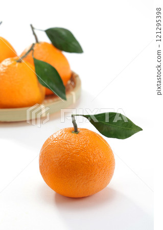 Mikan that looks delicious Mikan that looks delicious 121295398