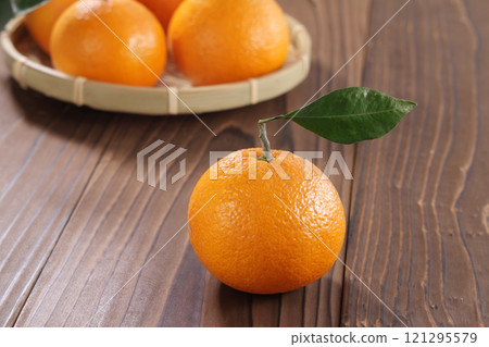 Mikan that looks delicious Mikan that looks delicious 121295579