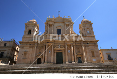 Duomo basilica, Noto, sicily, Italy 121296100