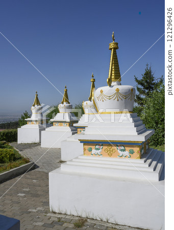 Buddhist stupas near Rinpoche Bagsha Monastery 121296426