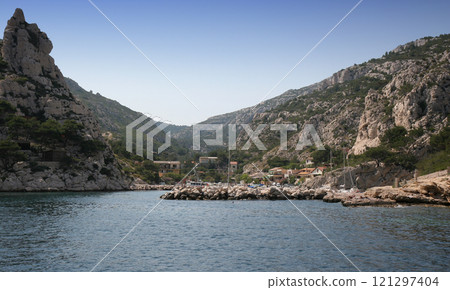 calanques cliffs of Cassis, near Marseille, france 121297404