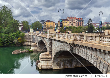 Ponte Umberto I, Turin, Italy 121297621