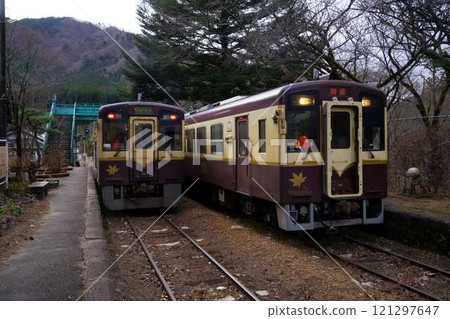 Local Line: Watarase Keikoku Railway Local Line: Watarase Keikoku Railway 121297647