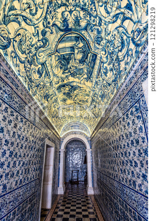 Interior and magnificent azulejo tiling in the famous Santuario de Nossa Senhora da Nazare in Portugal 121298219