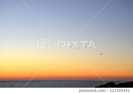 Sunset at Cala de Roche, Conil de la Frontera Sunset at Cala de Roche, Conil de la Frontera 121305452