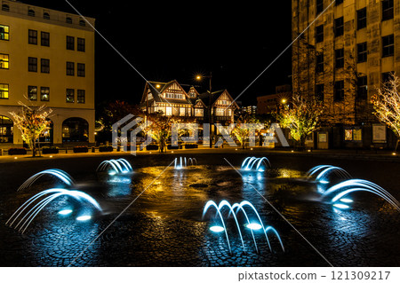 Mojiko Retro Romantic Lanterns - Former Moji Mitsui Club [Kitakyushu City, Fukuoka Prefecture] 121309217