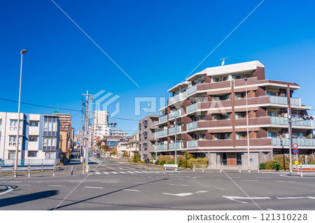 A view of the main street at the south exit of Toyota Station on a sunny day 121310228