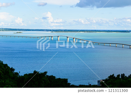 Irabu Bridge: A bridge over the sea 121311300