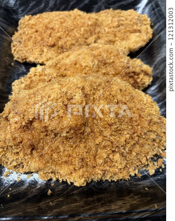 Delicious pork cutlet 121312003