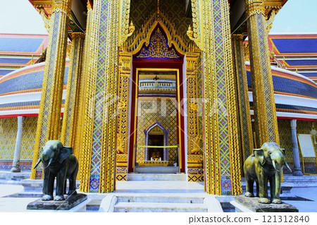 Wat Ratchabophit, Bangkok 121312840