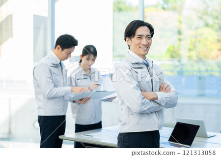 Business clothes businessman 121313058