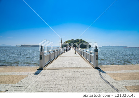 蒲郡市竹島園地、海上竹島大橋、竹島風景(愛知縣) 蒲郡市竹島園地、海上竹島大橋、竹島風景(愛知縣) 121320145