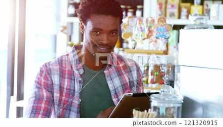 man, tablet, male 121320915