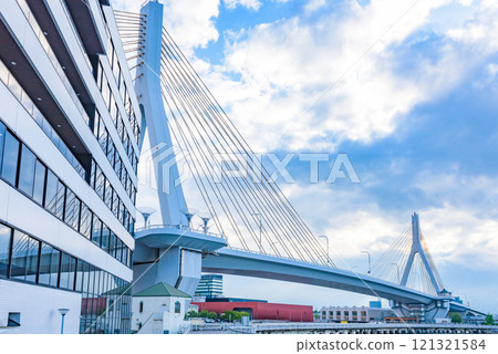 青森城市景觀與青森灣大橋 121321584