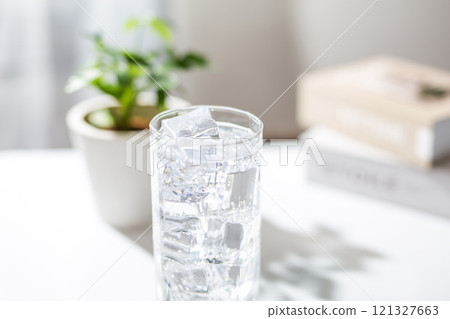 碳酸水水影像 碳酸水水影像 121327663