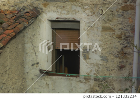 open window 121332234