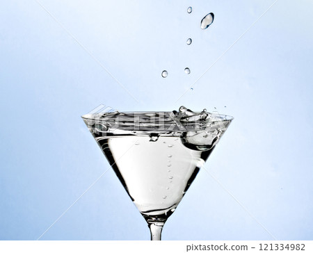 glass, water, splash 121334982