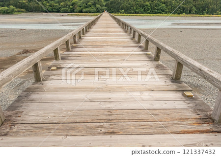 Old wooden bridge with perspective 121337432