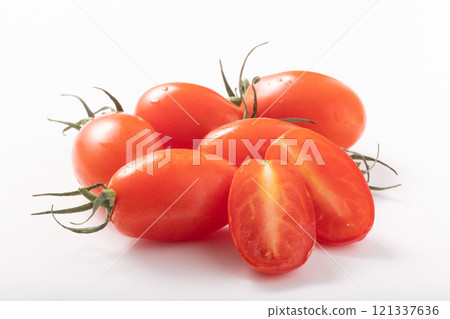 Mini tomato (Aiko) Mini tomato (Aiko) 121337636