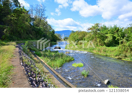 群馬縣沼田市利根川支流薄根川初秋風光 群馬縣沼田市利根川支流薄根川初秋風光 121338054