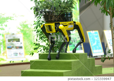 電動四腳步行機器人“Spot” 121339947