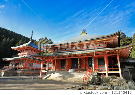World Heritage Site Head Temple of the Tendai Sect, East Tower of Mt. Hiei Enryakuji Temple Hokke Sojiin East Tower World Heritage Site Head Temple of the Tendai Sect, East Tower of Mt. Hiei Enryakuji Temple Hokke Sojiin East Tower 121340412