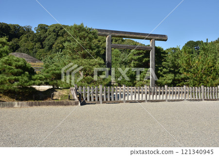 Emperor Meiji's Fushimi Momoyama Mausoleum (Fushimi Ward, Kyoto City) 121340945