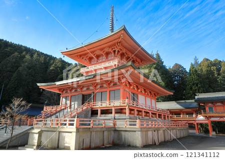 World Heritage Site Head Temple of the Tendai Sect, East Tower of Mt. Hiei Enryakuji Temple Hokke Sojiin East Tower World Heritage Site Head Temple of the Tendai Sect, East Tower of Mt. Hiei Enryakuji Temple Hokke Sojiin East Tower 121341112