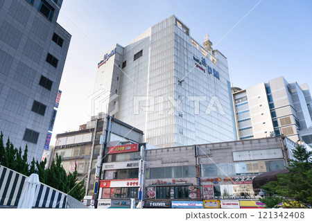 Dongdaemun streetscape in Seoul, South Korea 121342408