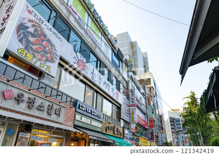 Dongdaemun streetscape in Seoul, South Korea 121342419