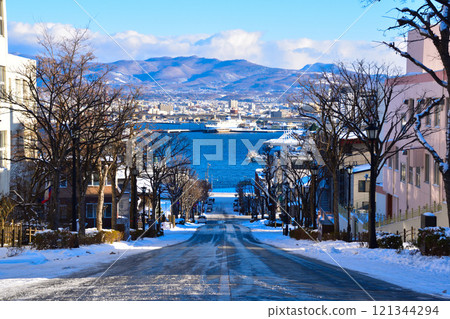 冬天的函館八幡坂 121344294