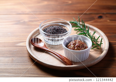 Whole grain mustard and mustard seeds 121344442