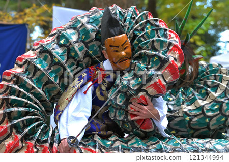 Buzen Kagura: Susanoo-no-Mikoto slays the giant snake Buzen Kagura: Susanoo-no-Mikoto slays the giant snake 121344994