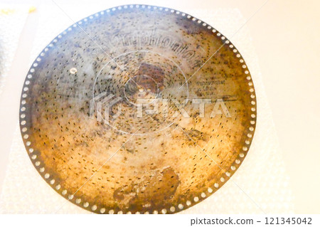 岩手縣志和町新江野村野村古堂紀念館內有100年歷史的八音盒展示板 121345042