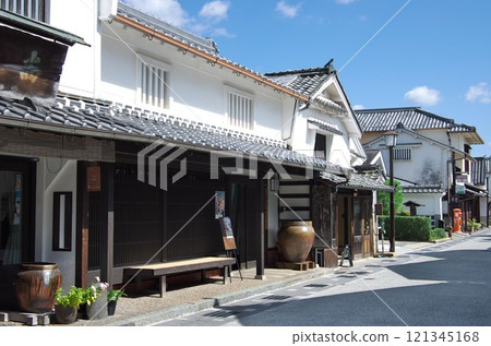 兵庫縣丹波筱山市：筱山/河原町妻有商人家族街景 121345168