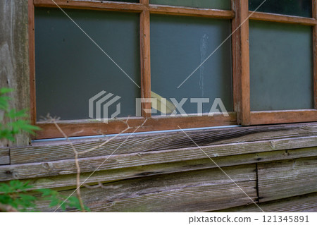This photo was taken at the former Kyoto Municipal Ohara Elementary School Momoi Branch School, which is now closed. This photo was taken at the former Kyoto Municipal Ohara Elementary School Momoi Branch School, which is now closed. 121345891
