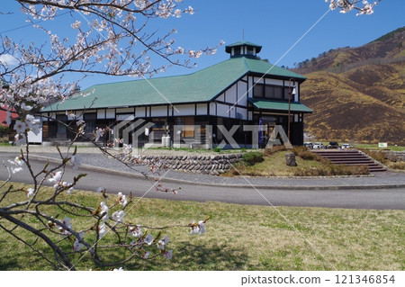 深入山區遊客之家景觀 121346854