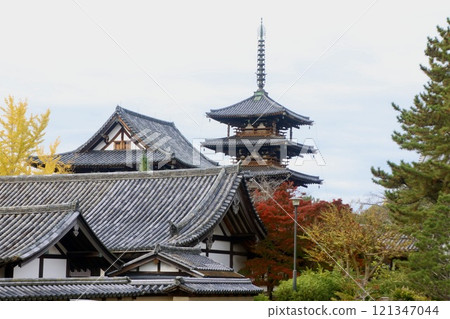 Horyu-ji Temple, Five-story Pagoda (Ikaruga Town, Nara Prefecture) 121347044