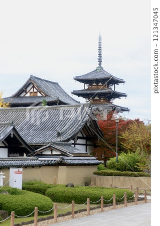 Horyu-ji Temple, Five-story Pagoda (Ikaruga Town, Nara Prefecture) Horyu-ji Temple, Five-story Pagoda (Ikaruga Town, Nara Prefecture) 121347045