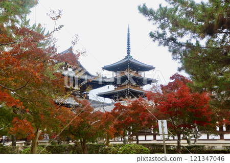 法隆寺五層塔(奈良縣斑鳩町) 法隆寺五層塔(奈良縣斑鳩町) 121347046