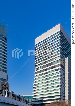 The exterior of the Waters Takeshiba Tower building, which houses Marriott's foreign luxury hotel, Mesm Tokyo 121347405