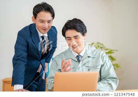 商界人士會晤 商界人士會晤 121347548