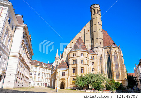 Beautiful cityscape of Vienna, the capital of Austria Beautiful cityscape of Vienna, the capital of Austria 121348708
