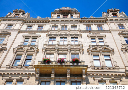 Beautiful cityscape of Vienna, the capital of Austria 121348712